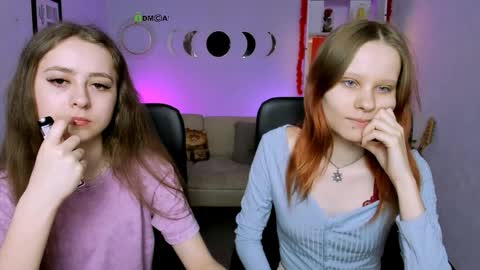 rebecca_smile_ online show from April 3, 5:38 am