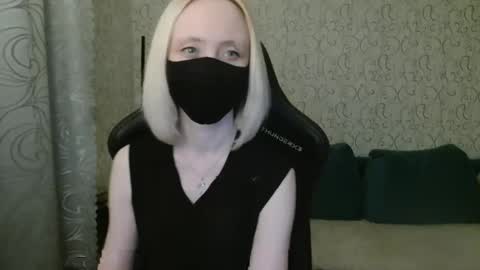 Snapshot of rebesaolset chatting on January 26, 3:03 pm RebesaOlset online show from January 26, 3:03 pm