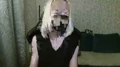 Snapshot of rebesaolset chatting on February 5, 4:03 pm RebesaOlset online show from February 5, 4:03 pm