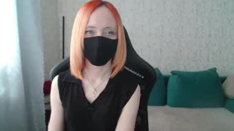 Snapshot of rebesaolset chatting on February 15, 9:27 am RebesaOlset online show from February 15, 9:27 am