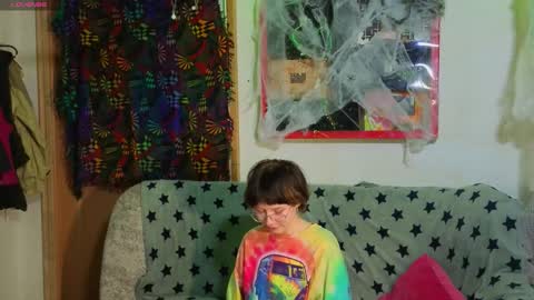 Snapshot of reborn_elf chatting on November 6, 8:43 pm Lara online show from November 6, 8:43 pm