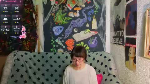 Snapshot of reborn_elf chatting on November 14, 8:18 pm Lara online show from November 14, 8:18 pm