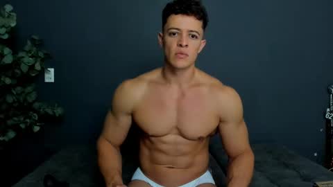 twitter REECET26 instagram RECCETAYLOR online show from December 4, 1:48 am