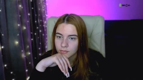 Snapshot of red__dizzy chatting on November 8, 10:52 pm red__dizzy online show from November 8, 10:52 pm