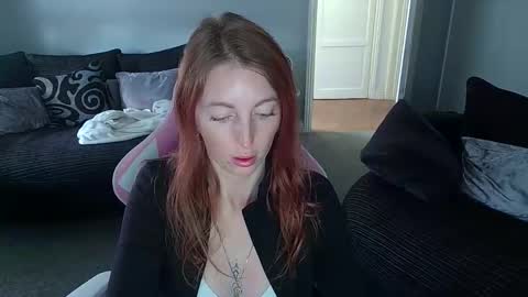 Red -  online show from April 14, 8:42 am