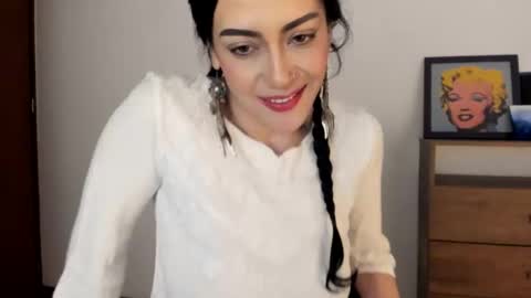 Snapshot of red_flower203 chatting on October 14, 7:47 pm red_flower203 online show from October 14, 7:47 pm