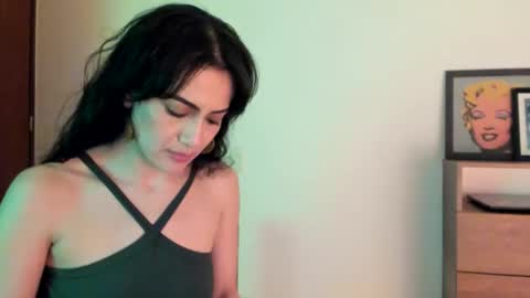 red_flower203 online show from April 1, 1:50 am