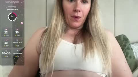 Snapshot of red_head_rosie_69 chatting on March 10, 11:10 am Rosie online show from March 10, 11:10 am