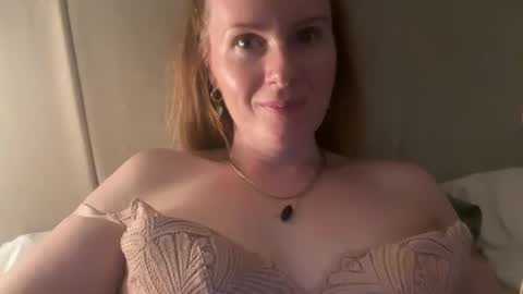 Snapshot of red_head_rosie_69 chatting on September 19, 6:30 pm Rosie online show from September 19, 6:30 pm