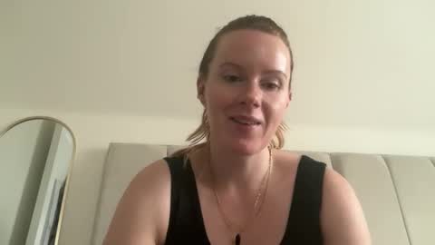 Snapshot of red_head_rosie_69 chatting on October 3, 7:49 am Rosie online show from October 3, 7:49 am