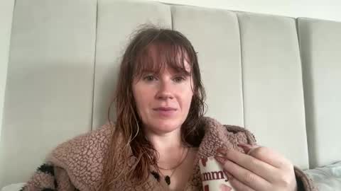 Snapshot of red_head_rosie_69 chatting on October 13, 9:20 am Rosie online show from October 13, 9:20 am