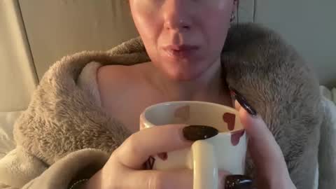 Rosie online show from February 5, 9:47 am