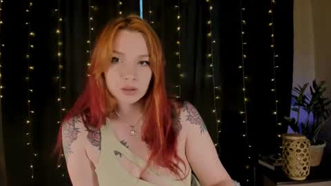 Mia online show from July 19, 5:49 pm