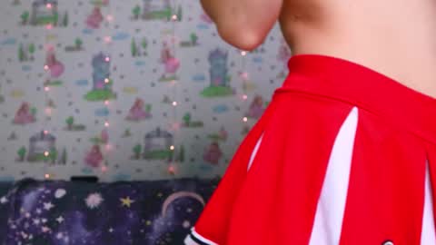 Snapshot of red_rose12 chatting on October 24, 9:49 am Jane online show from October 24, 9:49 am