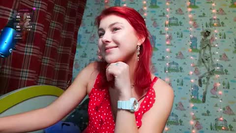 Snapshot of red_rose12 chatting on November 15, 10:45 am Jane online show from November 15, 10:45 am