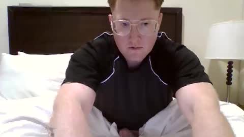 Snapshot of redbwc96 chatting on February 20, 1:57 am redbwc96 online show from February 20, 1:57 am