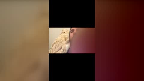 Snapshot of reddrockett69 chatting on February 6, 4:28 am Ali j online show from February 6, 4:28 am