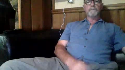 redfox60010 online show from June 29, 6:52 pm