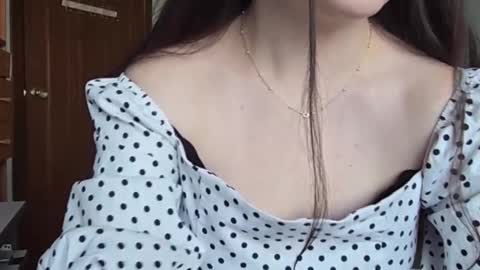 redginbluebersky online show from March 30, 1:12 pm