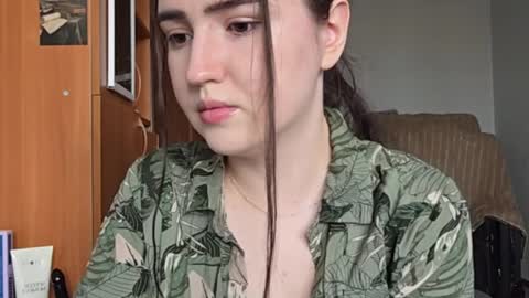 redginbluebersky online show from April 1, 11:00 am