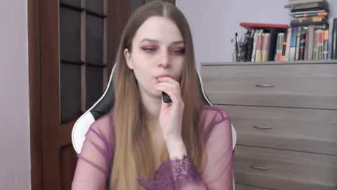 Lily online show from March 8, 2:34 am