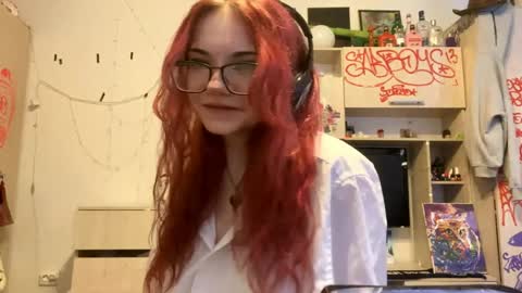 Eva online show from April 9, 1:49 pm