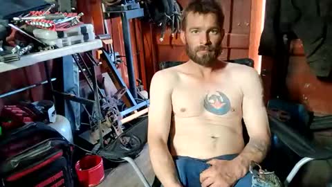 Kevin online show from January 8, 8:07 pm