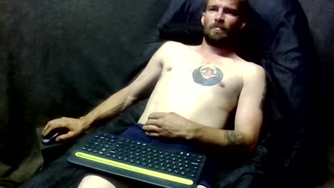 Kevin online show from November 9, 2:10 am