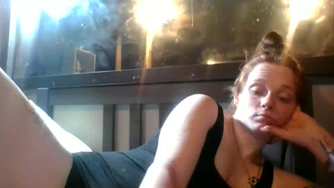 Lenae Redd online show from February 19, 11:17 am