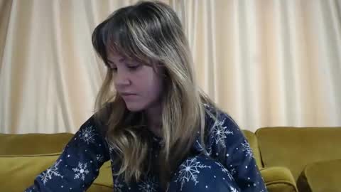 RedJessica online show from February 1, 8:57 am