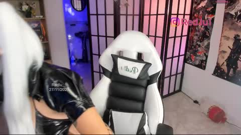 Snapshot of redlu_1 chatting on November 28, 1:30 am Lu Independiet model online show from November 28, 1:30 am