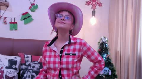 Meloddy online show from December 6, 9:24 pm