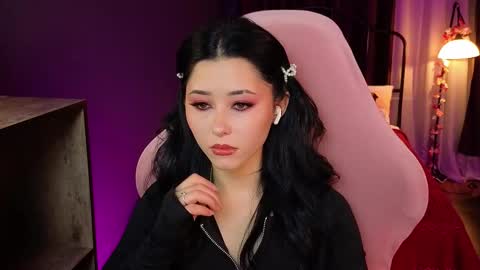 Kiara online show from March 4, 9:10 pm