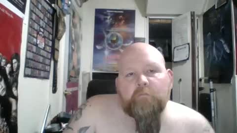 Snapshot of redrumthefool chatting on October 19, 4:02 am The fool online show from October 19, 4:02 am