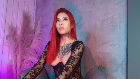 Snapshot of reds_velvet chatting on February 14, 4:53 am RED VELVET online show from February 14, 4:53 am