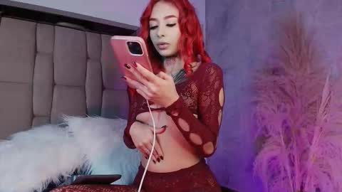 Snapshot of reds_velvet chatting on February 22, 4:02 am RED VELVET online show from February 22, 4:02 am