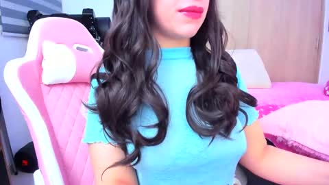 redski77 online show from March 12, 6:18 am