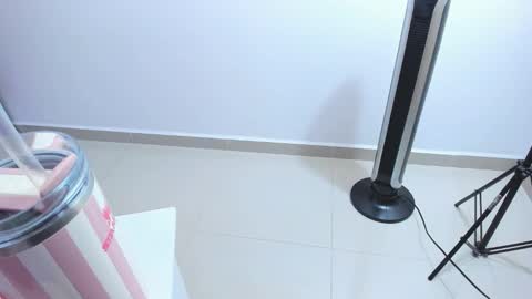 redski77 online show from March 6, 7:38 am