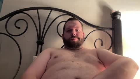 Snapshot of redsman1992 chatting on December 19, 9:29 am marlboroboy online show from December 19, 9:29 am