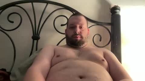 Snapshot of redsman1992 chatting on January 25, 8:42 am marlboroboy online show from January 25, 8:42 am