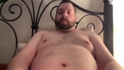 Snapshot of redsman1992 chatting on February 15, 10:00 am marlboroboy online show from February 15, 10:00 am