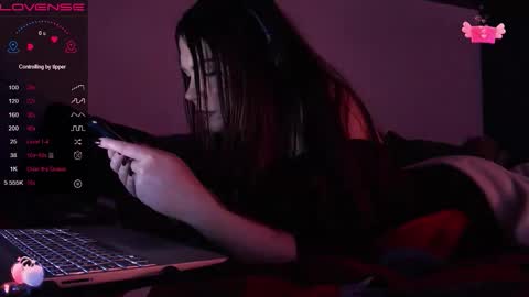 Snapshot of redyari chatting on December 19, 11:34 pm Red online show from December 19, 11:34 pm