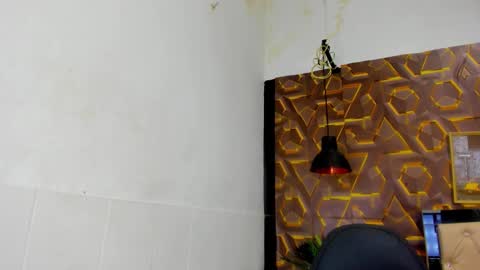 Snapshot of reed_kitty chatting on December 4, 12:14 pm reed_kitty online show from December 4, 12:14 pm