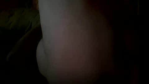 Snapshot of reeferleefer chatting on November 21, 2:10 am Lee online show from November 21, 2:10 am