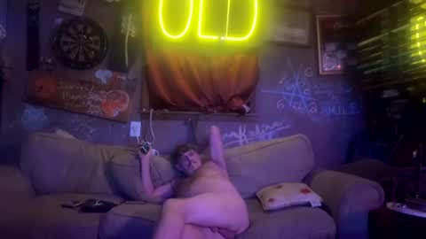 Snapshot of reeferleefer chatting on July 30, 1:04 am Lee online show from July 30, 1:04 am