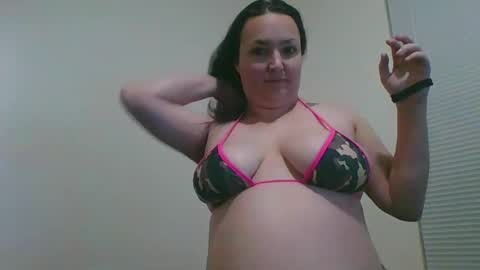 Snapshot of reelfreaky chatting on December 29, 11:50 am shy online show from December 29, 11:50 am