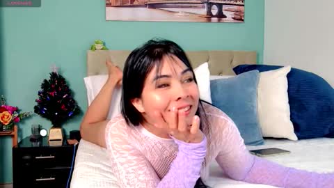 Yanella online show from January 6, 7:06 pm