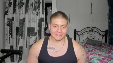 Snapshot of regan_jhonson chatting on February 12, 4:18 am regan_jhonson online show from February 12, 4:18 am