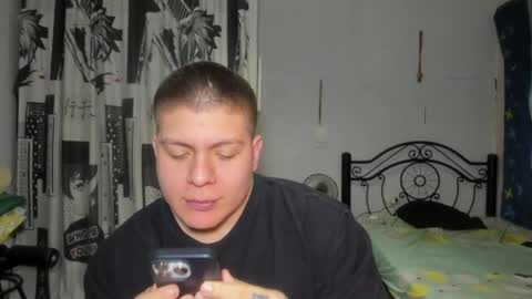 Snapshot of regan_jhonson chatting on March 29, 4:23 am regan_jhonson online show from March 29, 4:23 am