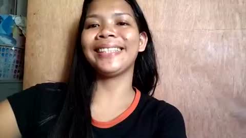 Snapshot of regine24 chatting on June 8, 6:47 am regine24 online show from June 8, 6:47 am
